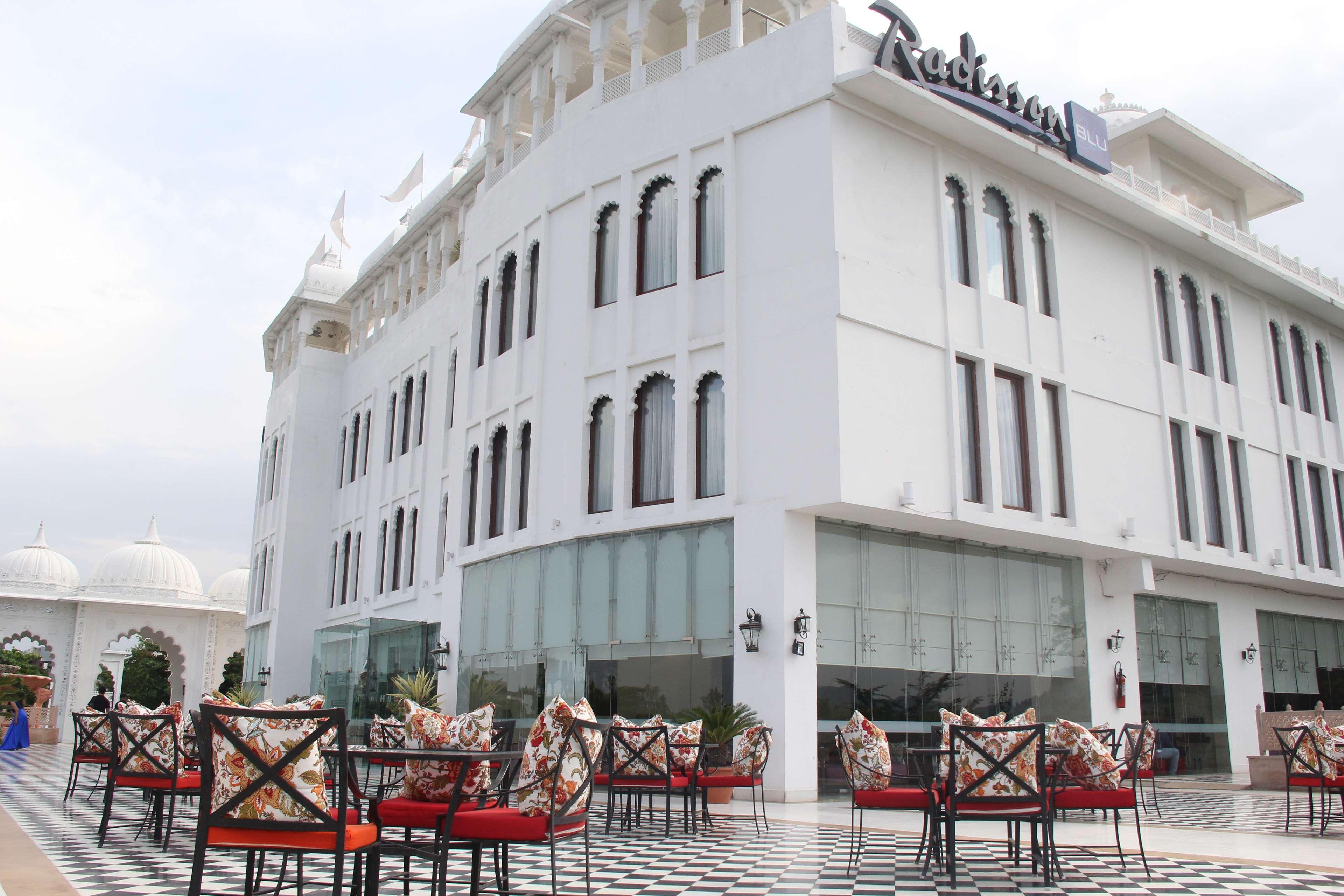 Radisson Blu Palace & 5* Udaipur